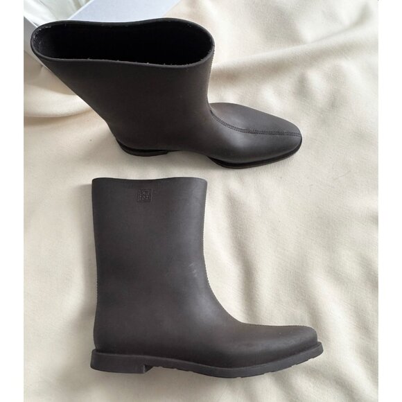 Toteme Rubber Rain Boots in Brown, size 42 - Picture 3 of 7